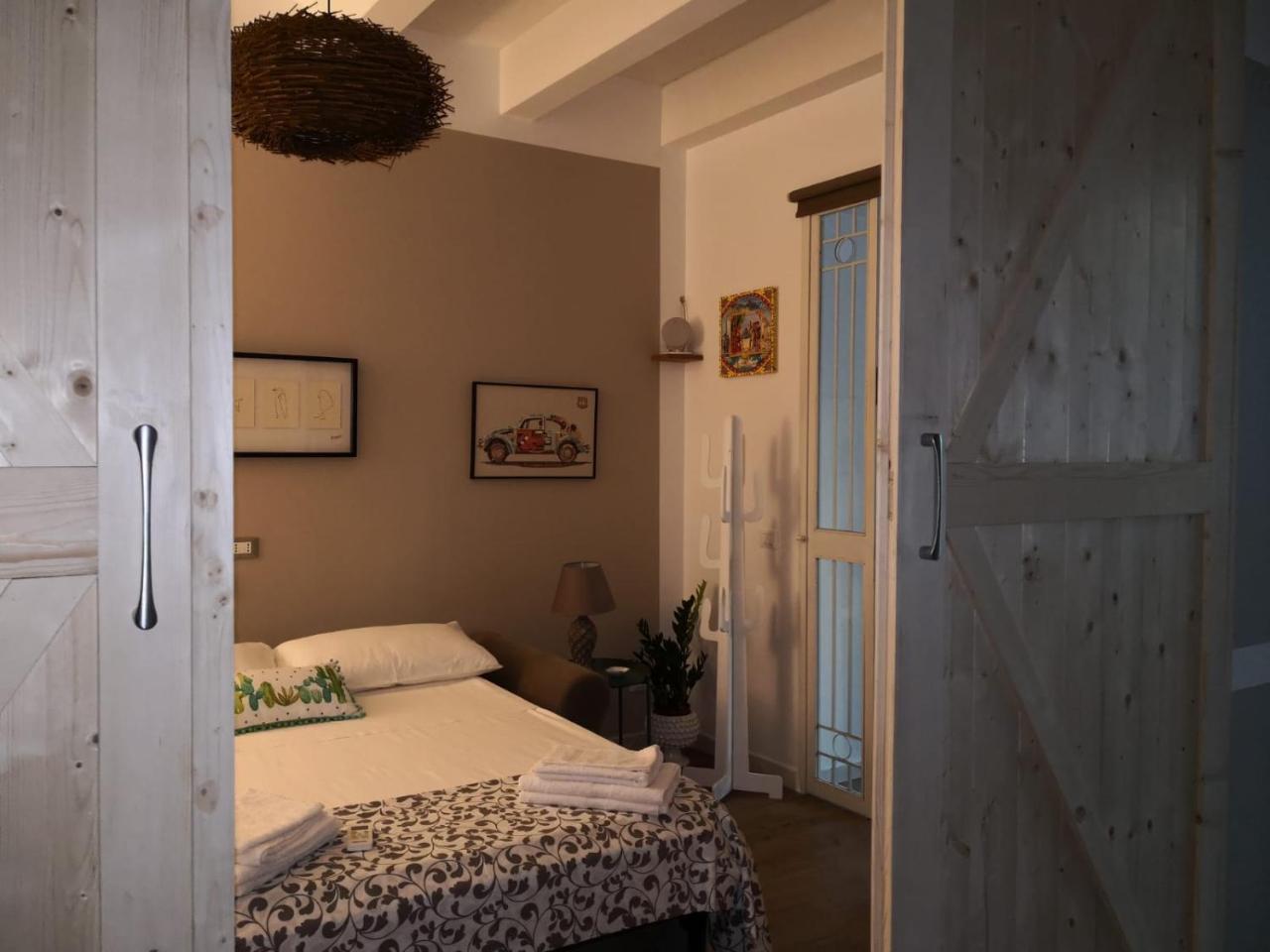 Alla Statua Apartment Palermo Exterior photo